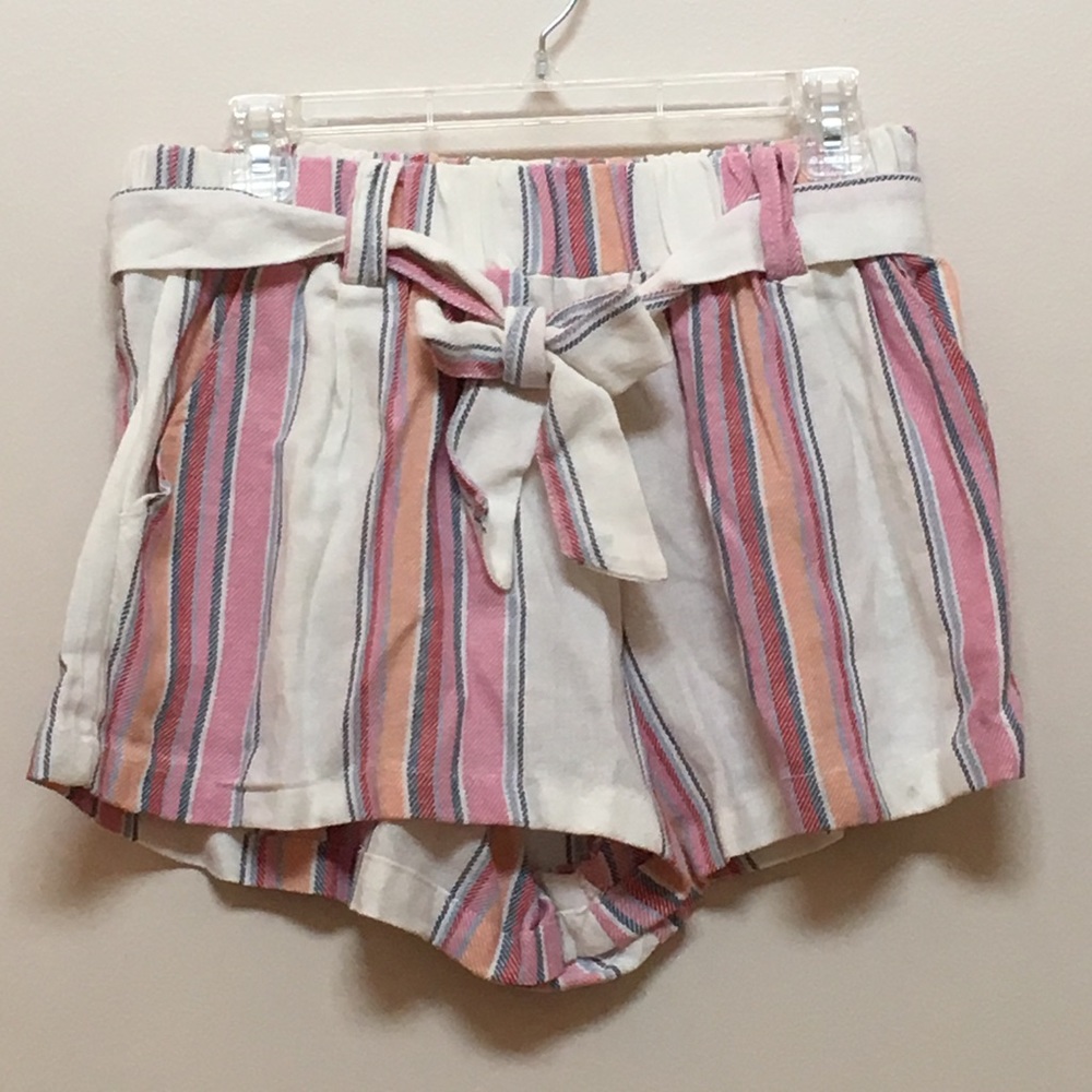 POOF Large Adorable Belted Shorts NEW